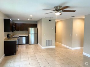 Building Photo - 484 Martigues Dr