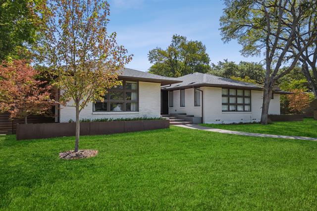 Building Photo - 11420 St Michaels Dr