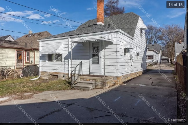 Foto del edificio - 23313 Hazelwood Ave