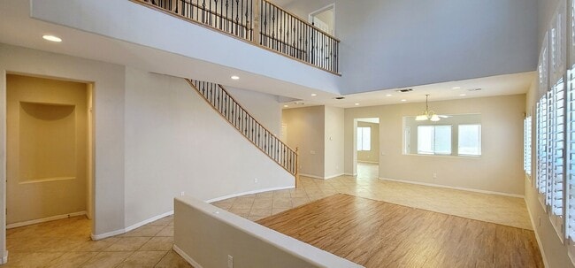 Building Photo - 2617 Vendange Pl