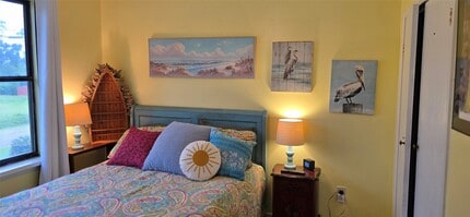 Building Photo - 17018 Water Oak Dr