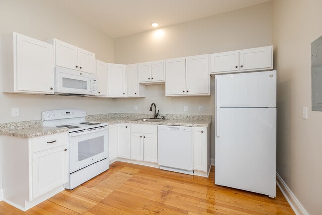 Building Photo - Broad St Lofts & Fitness Studio, LLC
