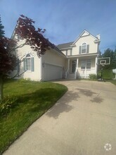 Building Photo - 1556 Chapleau Dr