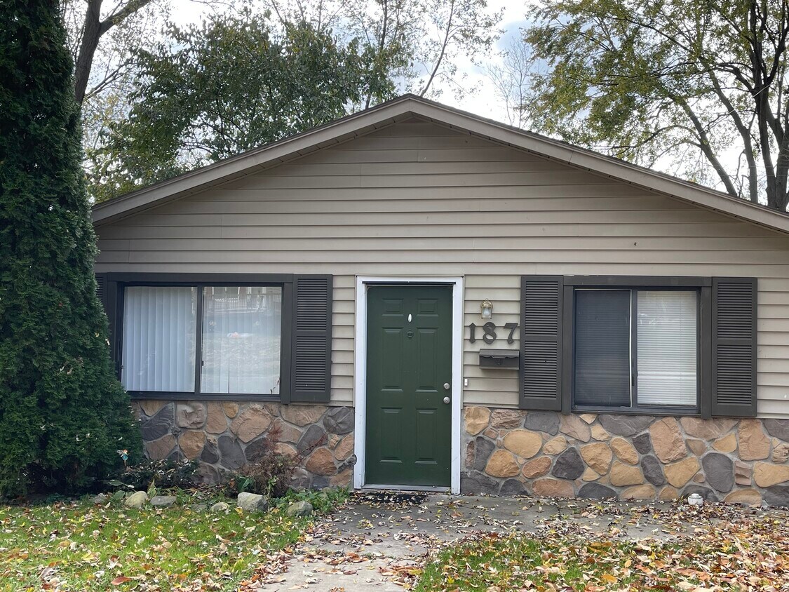 187 Parkdale Ave, Pontiac, MI 48340 House Rental in Pontiac, MI