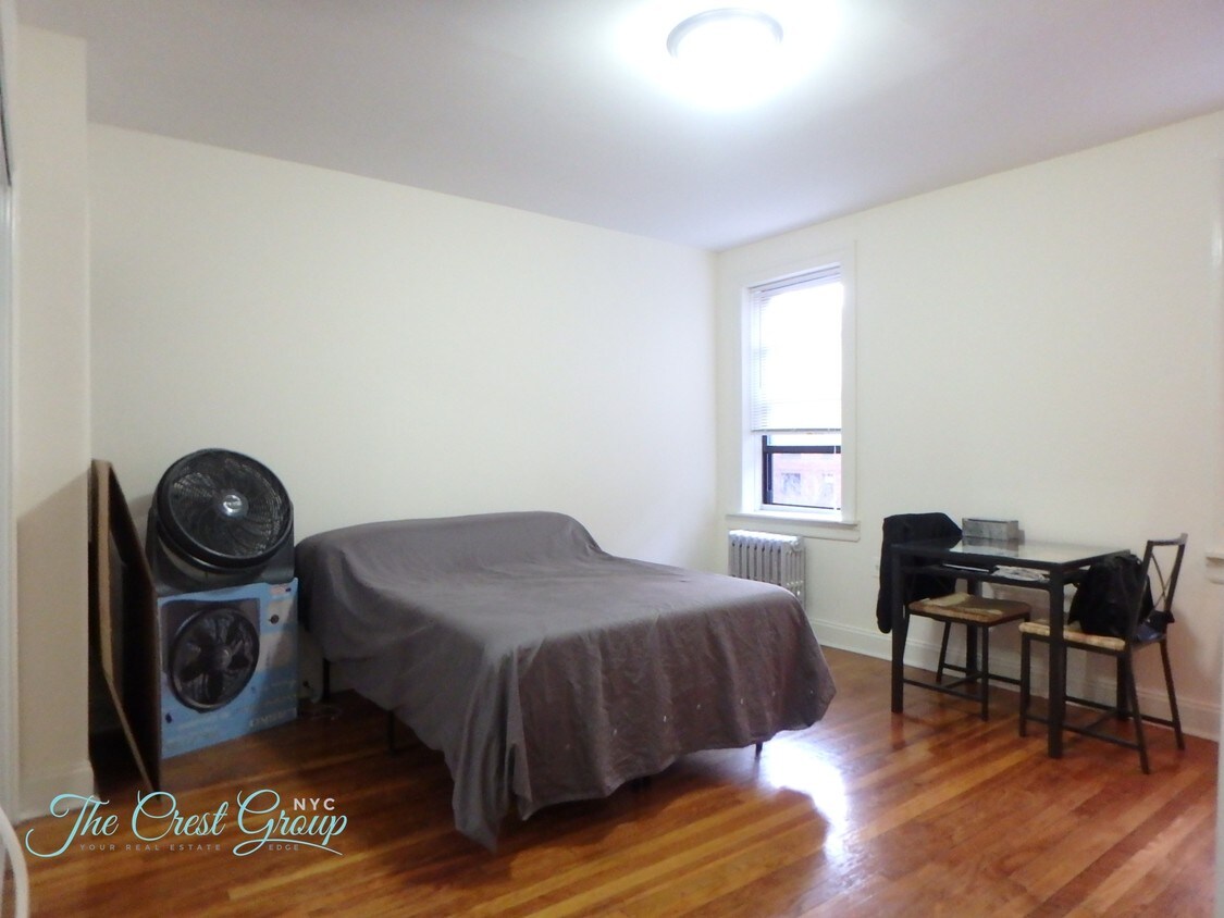 6835 Burns St, Forest Hills, NY 11375 Condo for Rent in Forest Hills, NY