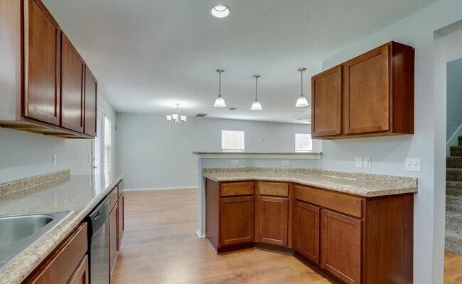 Foto del edificio - 6801 Baythorne Dr