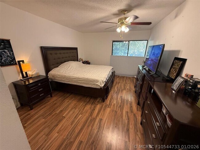 Foto del edificio - 4722 Sheridan St