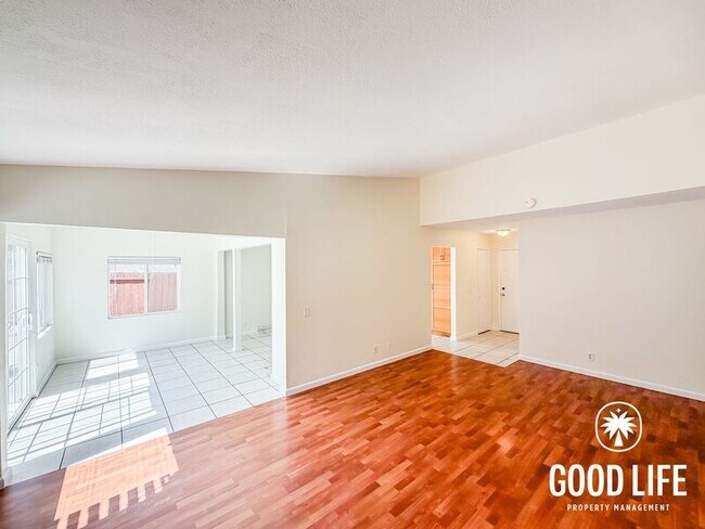 Foto del edificio - 6645 Amberly St