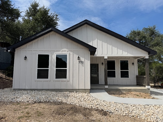 Building Photo - 770 Buck Run Pass