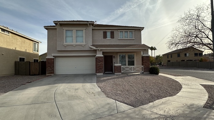 Primary Photo - Laveen 2-story on corner lot