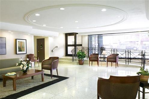 Foto del edificio - 2365 E 13th St