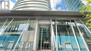 Building Photo - 14 York St