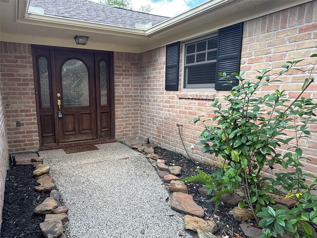 Building Photo - 5435 Mossy Timbers Dr