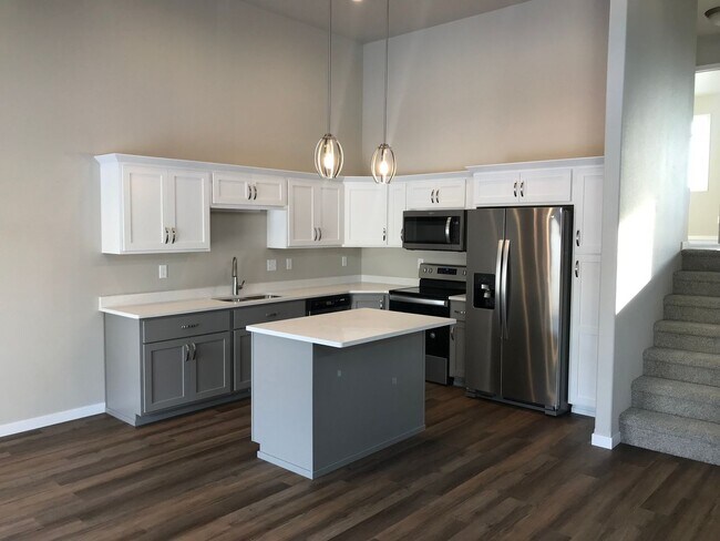 Foto del edificio - 3-Bedroom, 3-Bath Twin Home in West Fargo