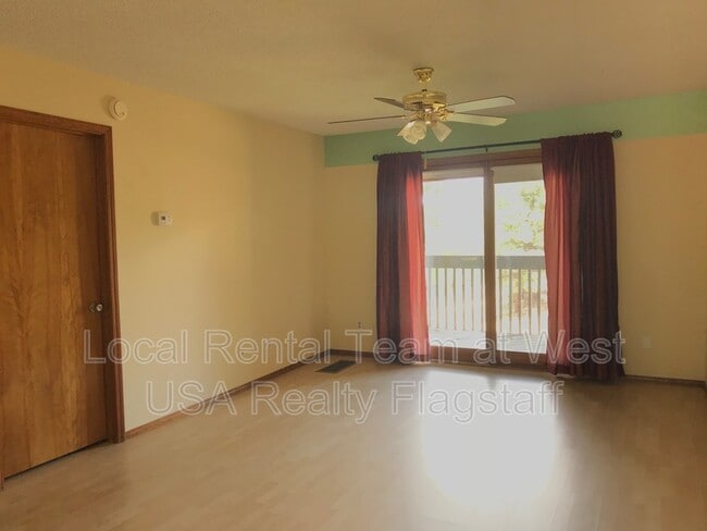 Photo - 5701 N Villa Cir Apartment