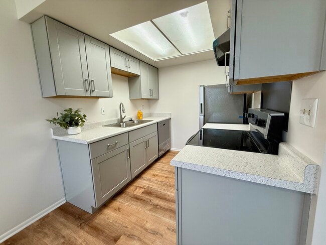 Building Photo - 4777 S 1800 W