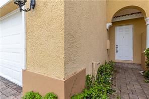 Building Photo - 7005 Romana Way