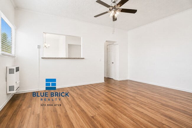 Building Photo - 921 S Bonnie Brae St