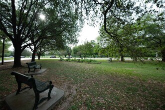 Building Photo - 1880 White Oak Dr