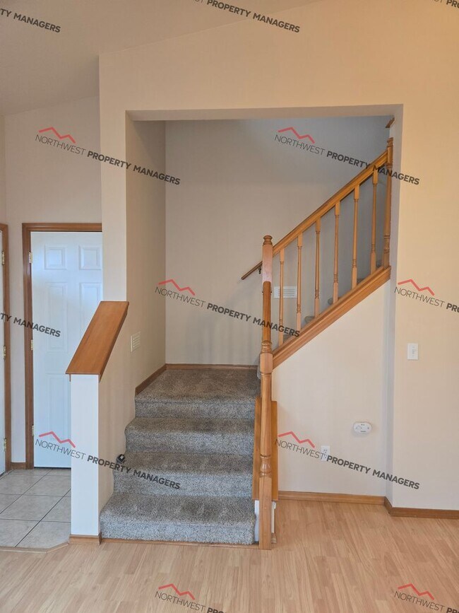 Building Photo - STATUS: AVAILABLE   | R188 | $2495