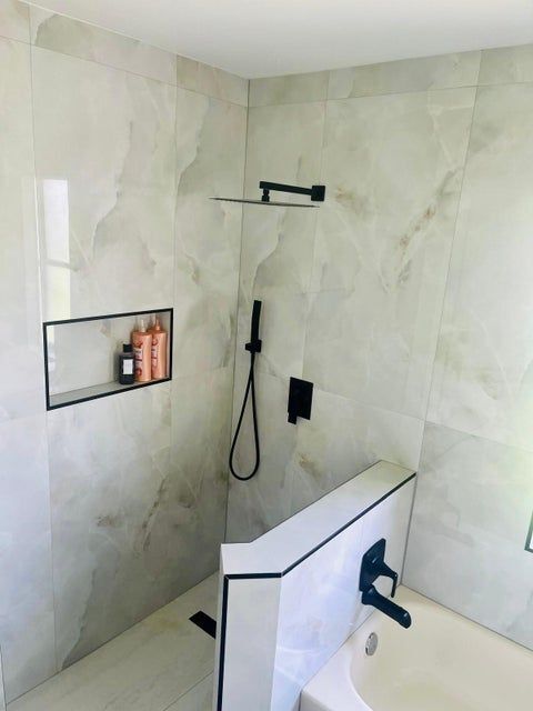 Foto del edificio - 6817 Barnwell Dr