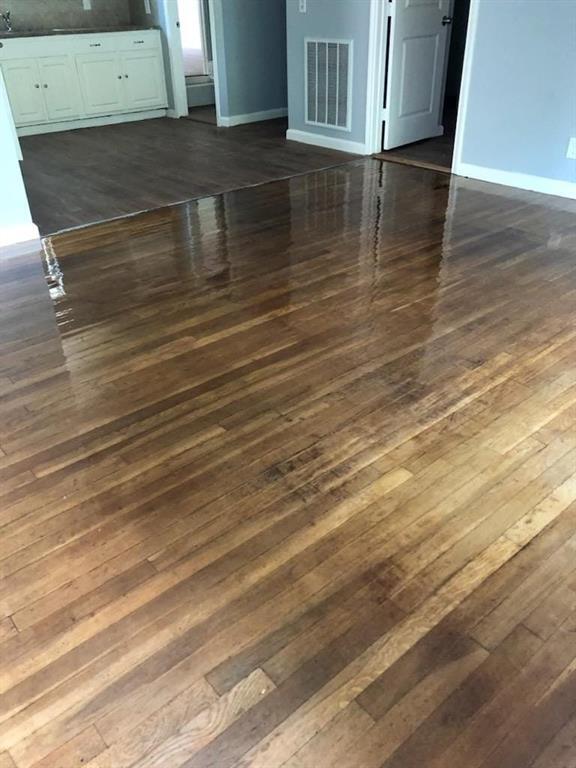 Foto del edificio - 4314 Tareyton Ln