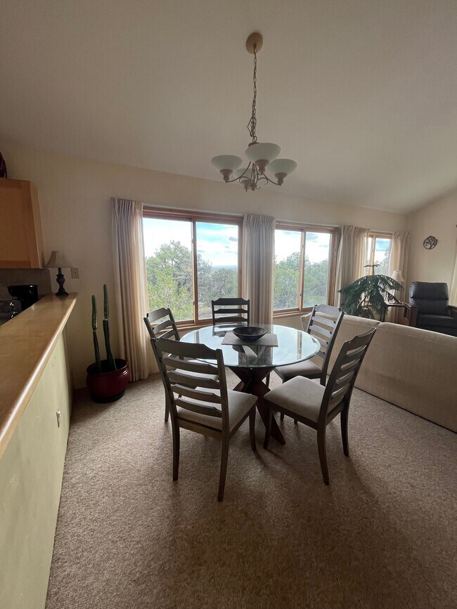 Foto del edificio - 4455 Ridgecrest