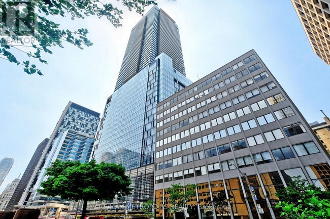 Building Photo - 488 University Ave