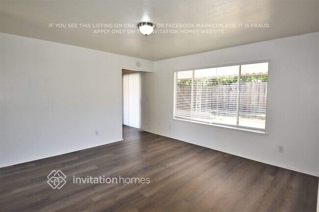 Foto del edificio - 7013 Salmon River Dr