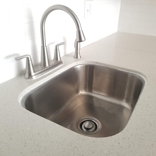 New quartz countertop - 901 Tompkins Ave