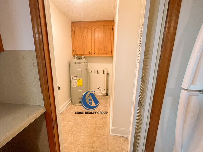 Foto del edificio - 710 E Chestnut St