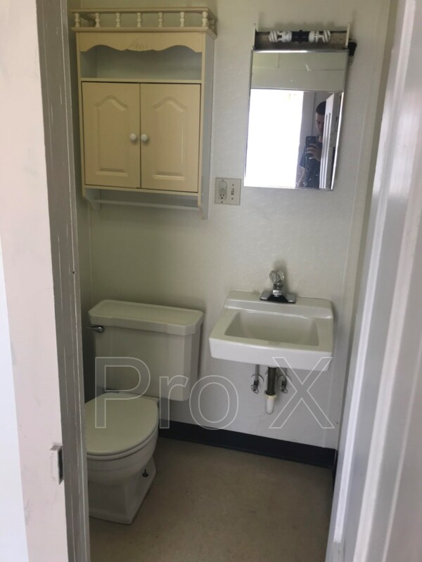 Foto del edificio - 703 N Grand St