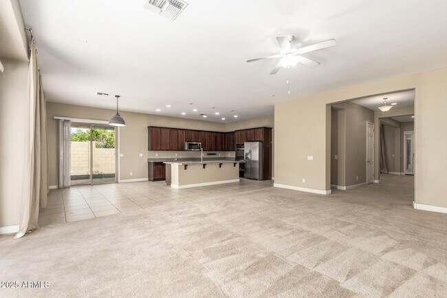 Foto del edificio - 14762 W Georgia Dr