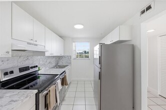 Building Photo - 2520 N Andrews Ave