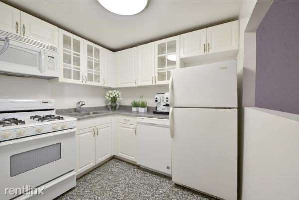 Building Photo - 1 br, 1 bath Apartment - 56 Beaver St