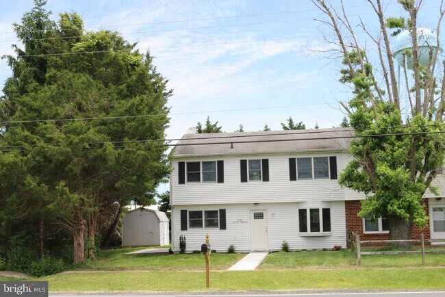 Foto del edificio - 490 Duck Creek Rd