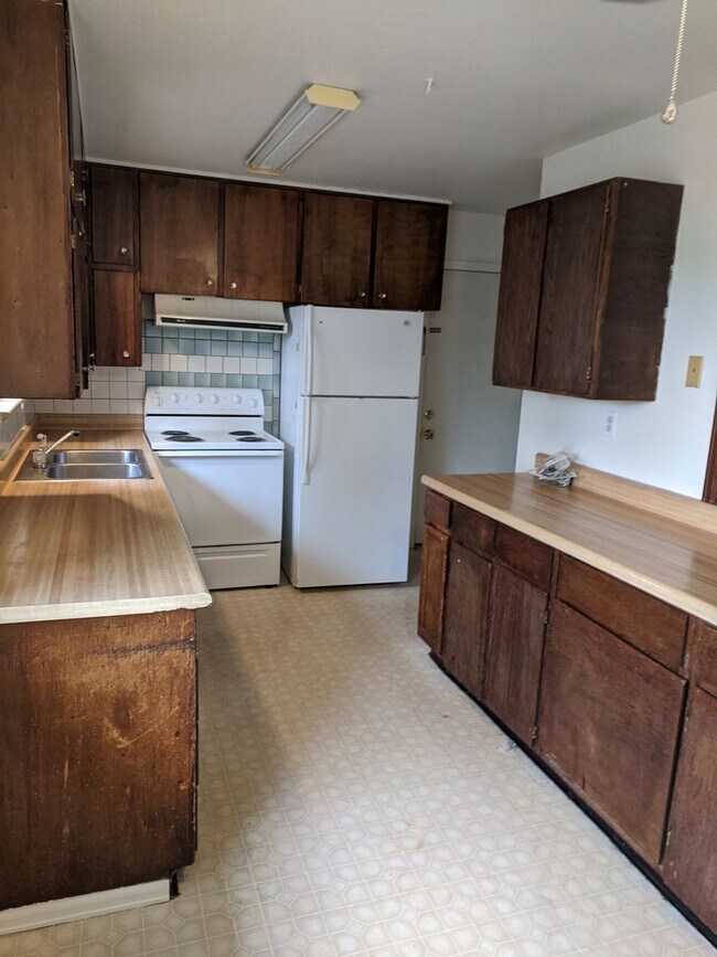 Foto del edificio - Spacious rancher in quiet neighborhood.
