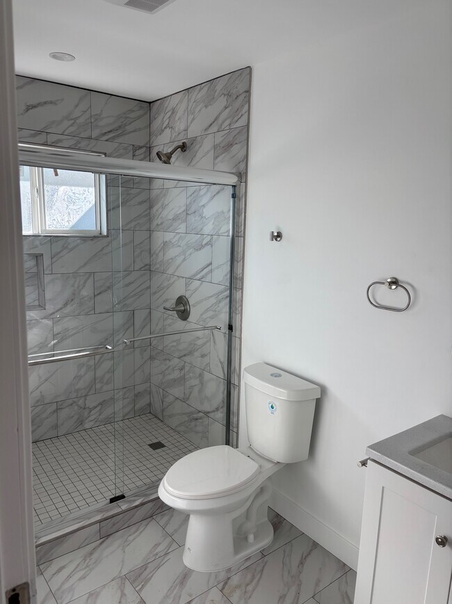 Foto del edificio - 23316 Balmoral Ln