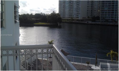 Foto principal - 1913 S Ocean Dr