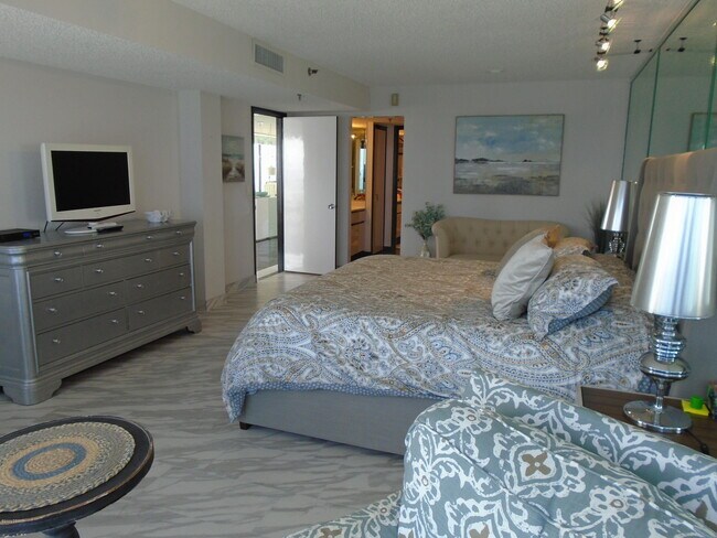 Foto del edificio - 3743 S Atlantic Ave