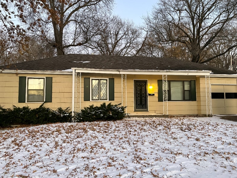 8745 Goddard, Overland Park, KS 66214 House Rental in Overland Park