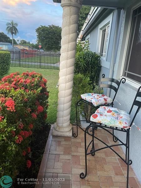 Foto del edificio - 2210 NW 193rd Terrace