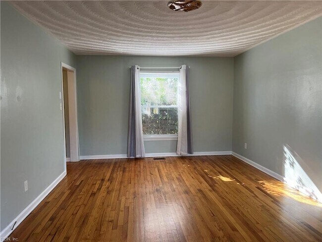 Foto del edificio - 424 Old Forge Ct