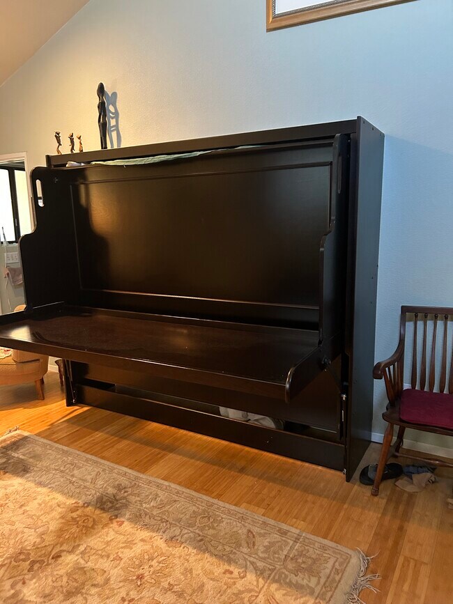 Foto del edificio - 1060 Waring St