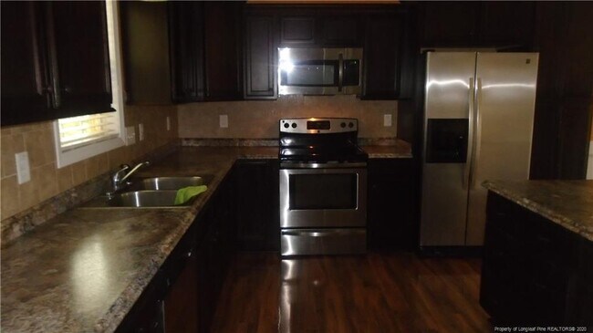 Building Photo - 7408 Paxton Dr
