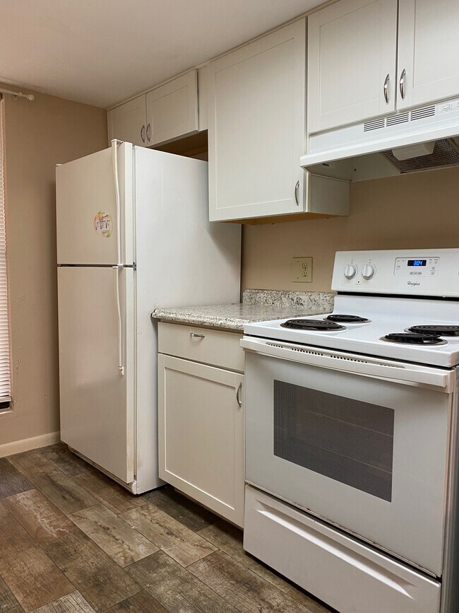 Foto del edificio - 407 SW 54th Dr