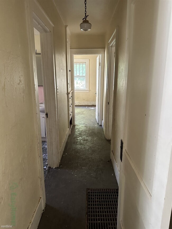Building Photo - 2 br, 1 bath House - 2134 North Delaware S...