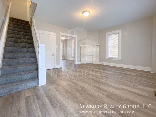 Building Photo - Feel Right at Home in this Beautiful, Newl...