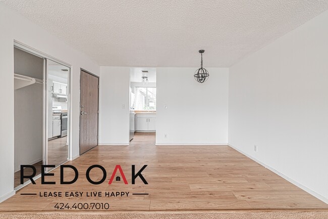 Foto del edificio - 7025 Vassar Ave