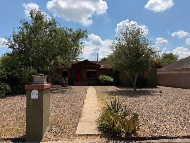 Foto principal - 712 N 9th St